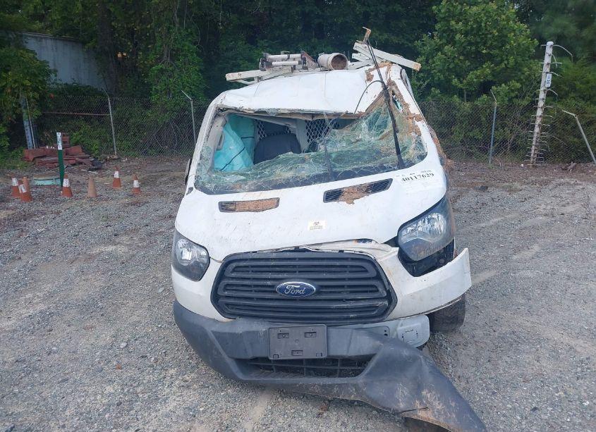 Photo 11 of 2018 Ford Transit-150 (VIN 1FTYE1ZG3JKA13146)