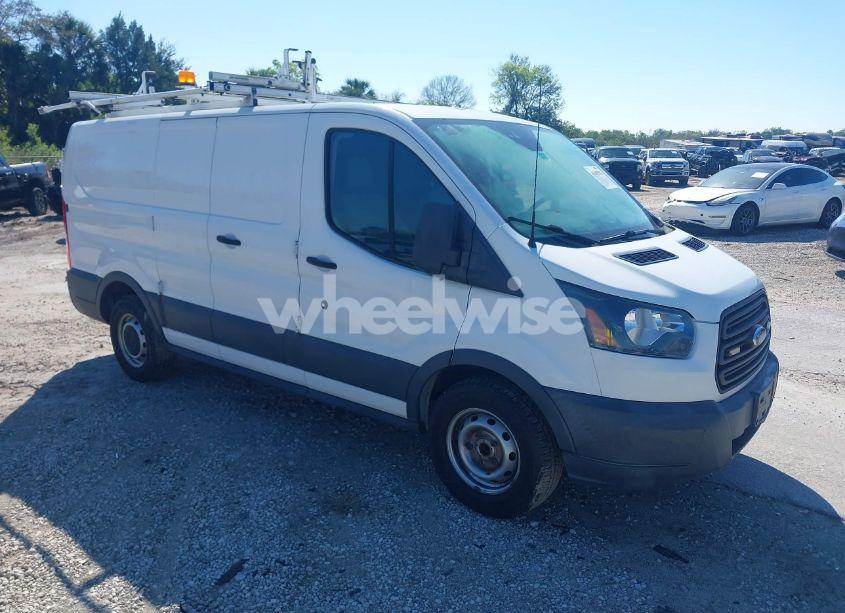 2018 Ford Transit-150 (VIN 1FTYE1ZM0JKA39340) main photo