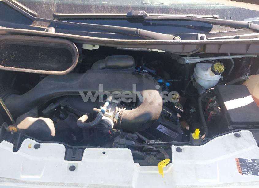 Photo 10 of 2018 Ford Transit-150 (VIN 1FTYE1ZM0JKA39340)