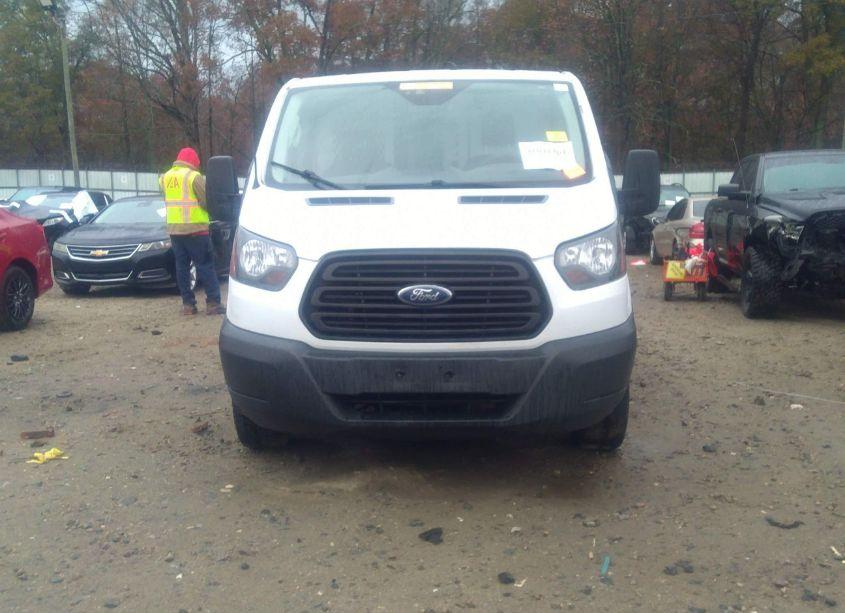 Photo 13 of 2018 Ford Transit-150 (VIN 1FTYE1ZM0JKA53044)