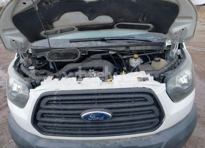 Photo 10 of 2018 Ford Transit-150 (VIN 1FTYE1ZM0JKB51426)