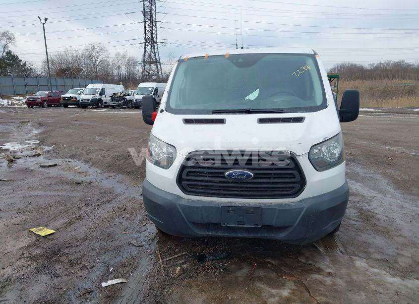 Photo 12 of 2018 Ford Transit-150 (VIN 1FTYE1ZM0JKB51426)