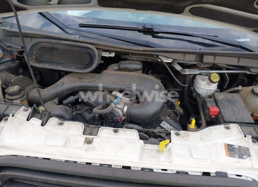 Photo 10 of 2019 Ford Transit-150 (VIN 1FTYE1ZM1KKA55404)