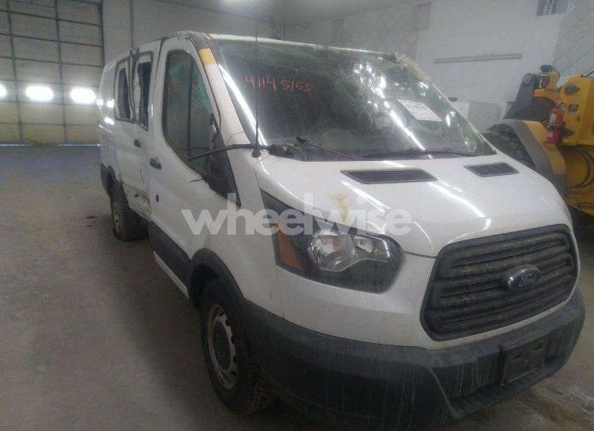 2016 Ford Transit-150 (VIN 1FTYE1ZM3GKB15030) main photo