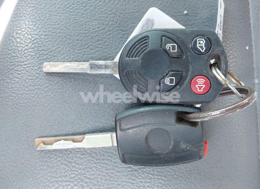 Photo 11 of 2016 Ford Transit-150 (VIN 1FTYE1ZM3GKB15030)