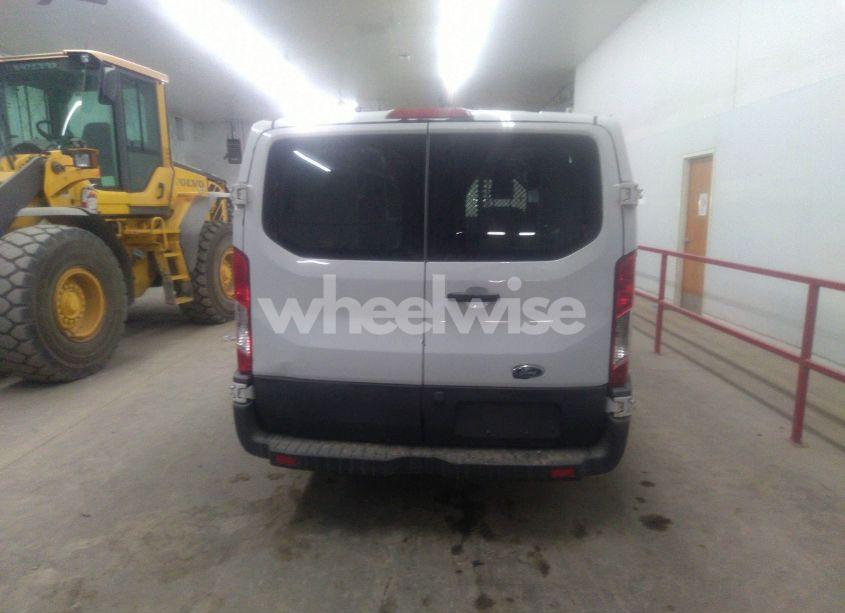 Photo 16 of 2016 Ford Transit-150 (VIN 1FTYE1ZM3GKB15030)