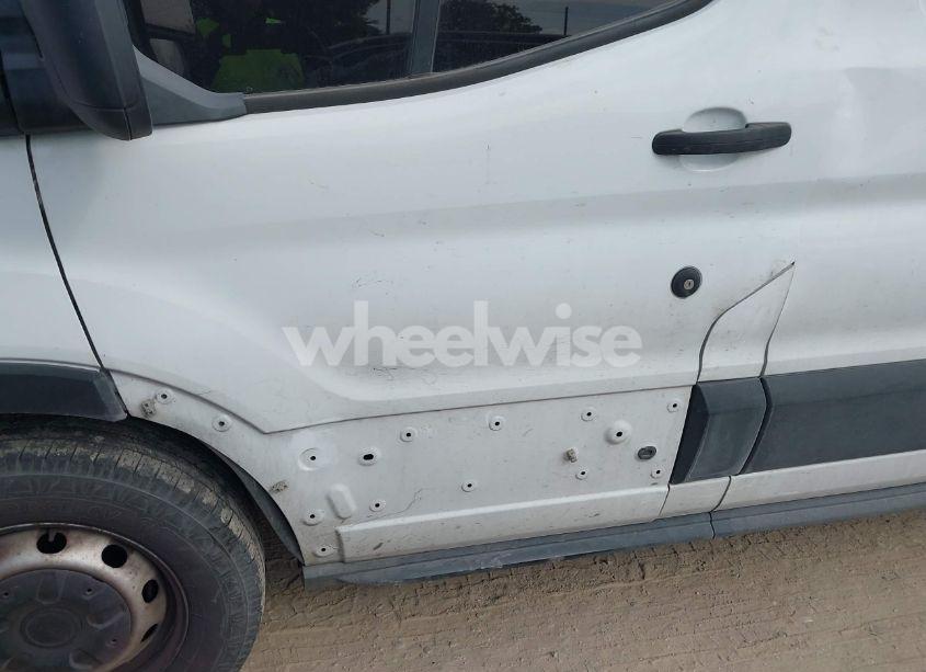 Photo 6 of 2019 Ford Transit-150 (VIN 1FTYE1ZM3KKA12294)