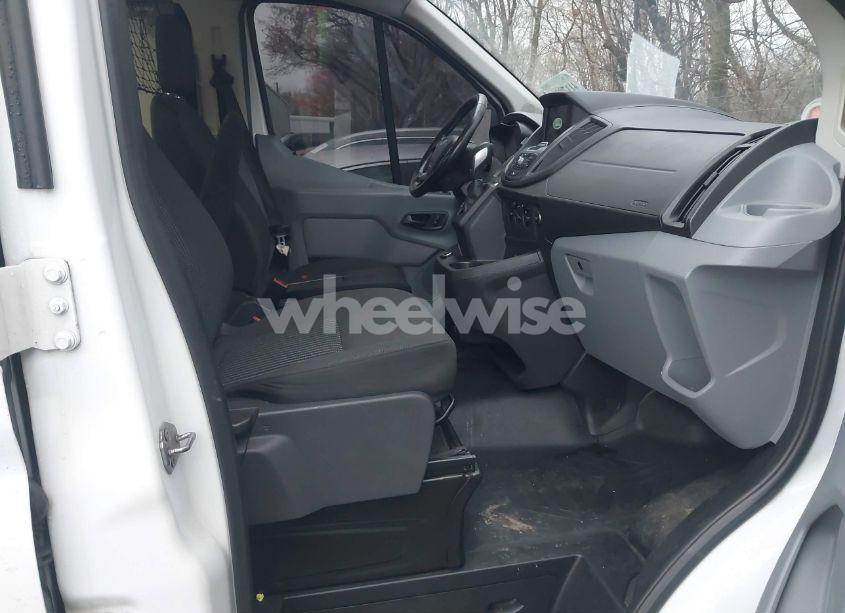 Photo 5 of 2019 Ford Transit-150 (VIN 1FTYE1ZM3KKB19751)