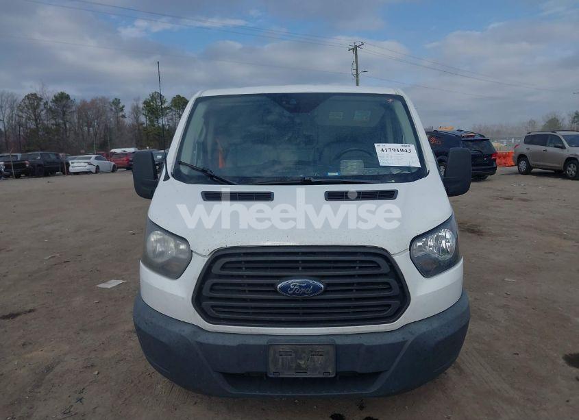 Photo 6 of 2018 Ford Transit-150 (VIN 1FTYE1ZM4JKB56208)