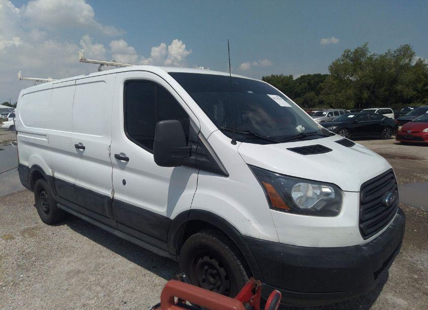 2017 Ford Transit-150 (VIN 1FTYE1ZM5HKA39344) main photo
