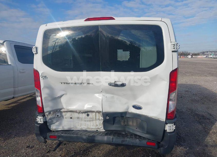 Photo 16 of 2018 Ford Transit-150 (VIN 1FTYE1ZM5JKB30815)