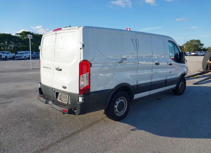 Photo 4 of 2019 Ford Transit-150 (VIN 1FTYE1ZM5KKB46272)