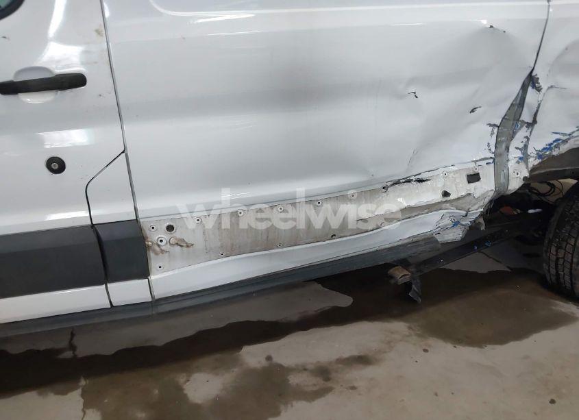 Photo 18 of 2018 Ford Transit-150 (VIN 1FTYE1ZM6JKB50362)