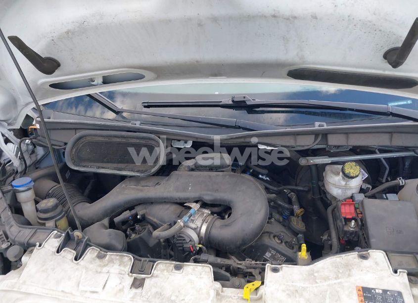 Photo 10 of 2019 Ford Transit-150 (VIN 1FTYE1ZM7KKB88104)