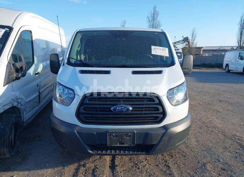 Photo 13 of 2019 Ford Transit-150 (VIN 1FTYE1ZM7KKB88104)