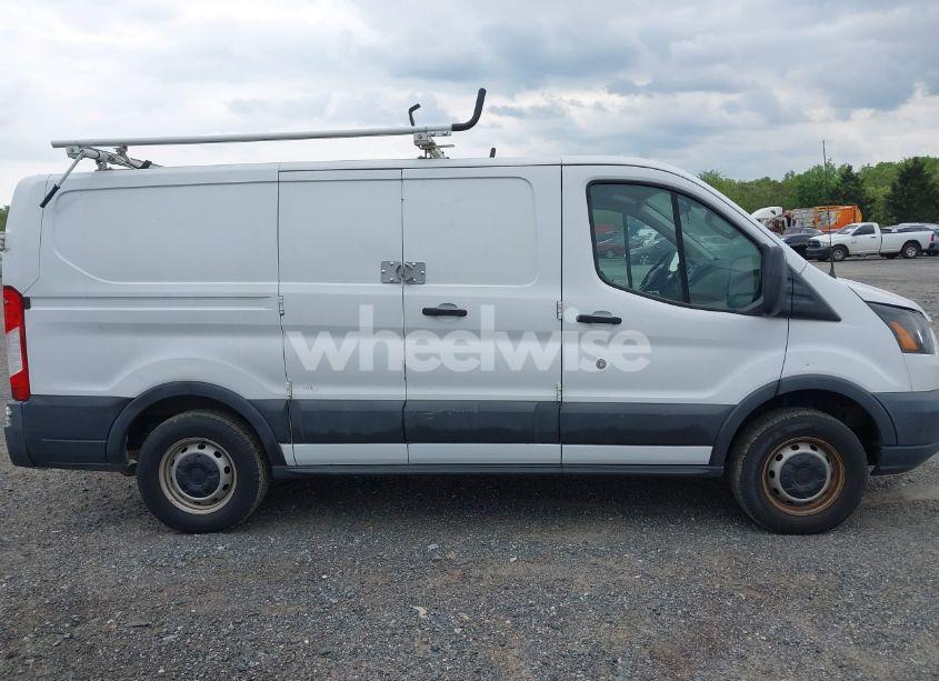 Photo 13 of 2016 Ford Transit-150 (VIN 1FTYE1ZM8GKA63622)