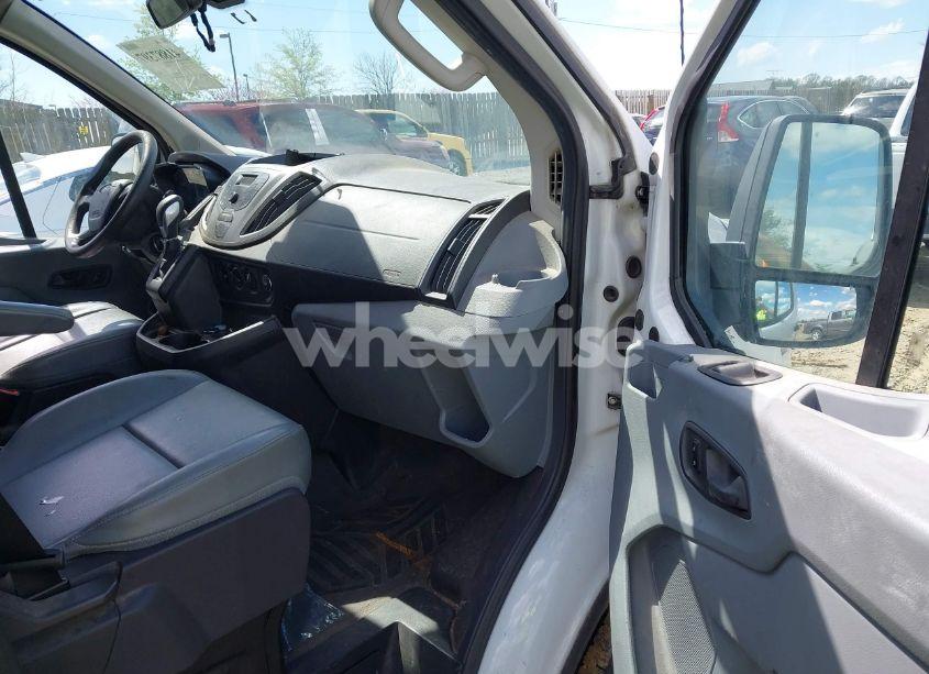 Photo 5 of 2016 Ford Transit-150 (VIN 1FTYE1ZM8GKA63622)