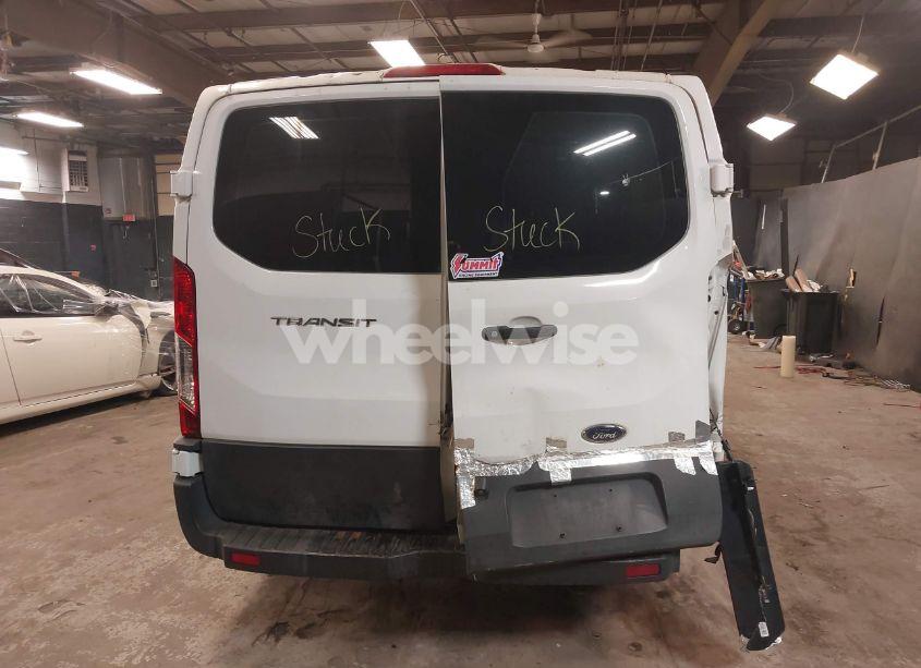 Photo 16 of 2019 Ford Transit-150 (VIN 1FTYE1ZM8KKA47462)