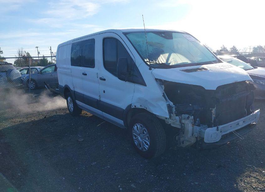 2018 Ford Transit-150 (VIN 1FTYE1ZM9JKB45477) main photo