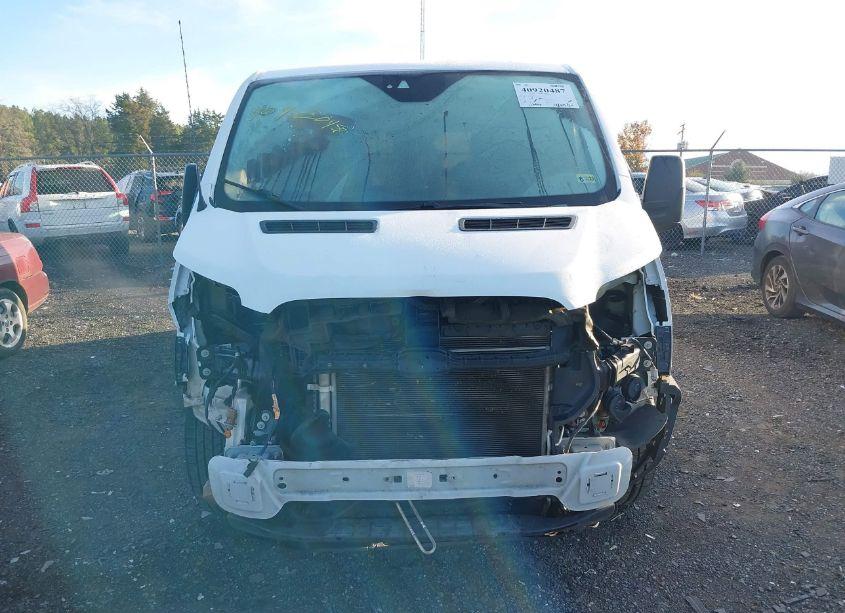 Photo 6 of 2018 Ford Transit-150 (VIN 1FTYE1ZM9JKB45477)