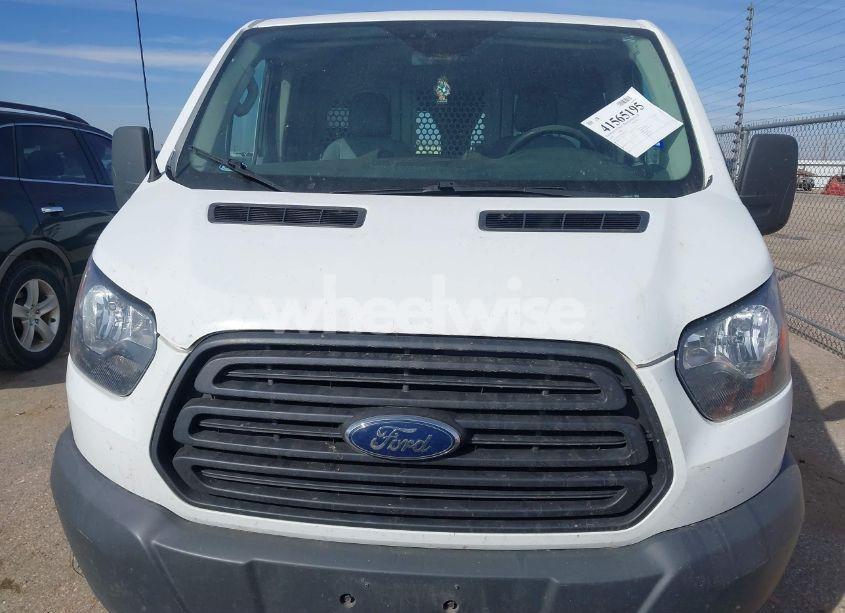 Photo 12 of 2018 Ford Transit-150 (VIN 1FTYE1ZMXJKA34114)