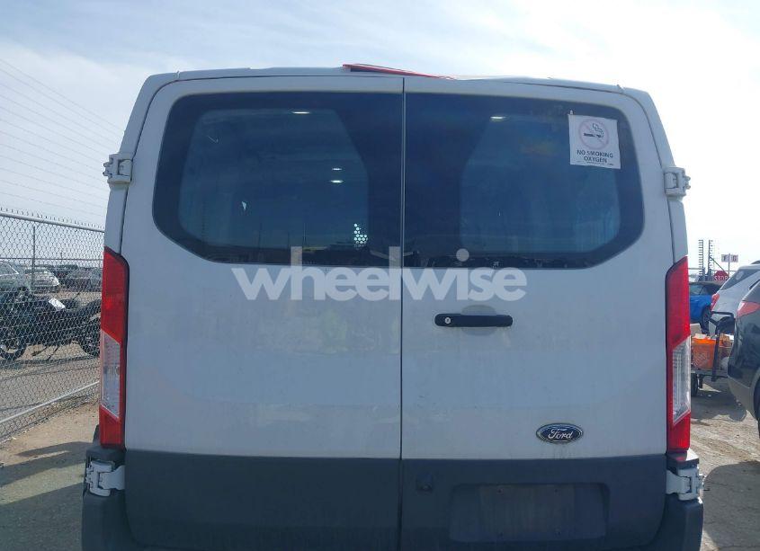 Photo 16 of 2018 Ford Transit-150 (VIN 1FTYE1ZMXJKA34114)
