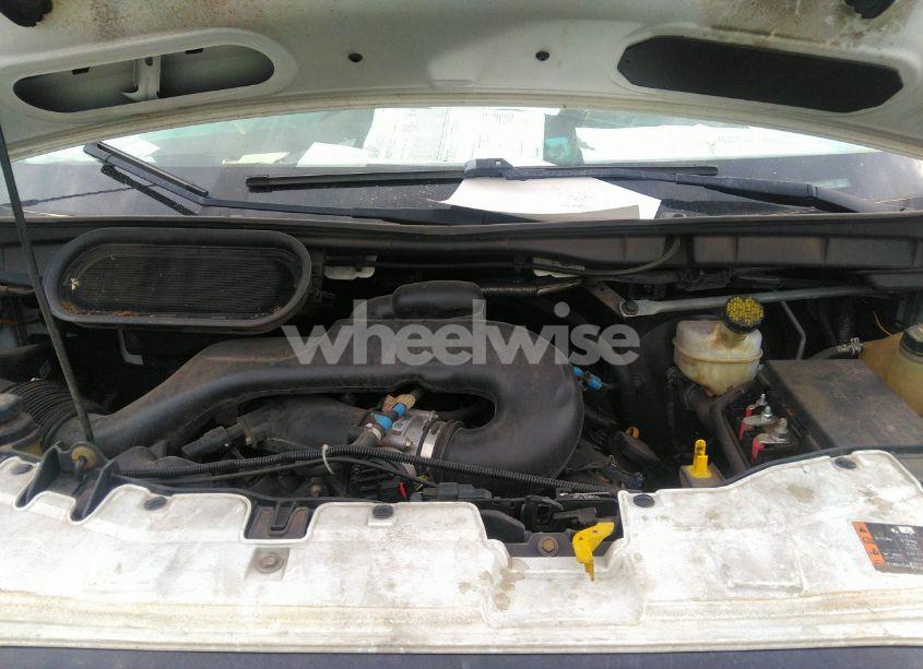 Photo 10 of 2018 Ford Transit-150 (VIN 1FTYE2CM2JKA10887)