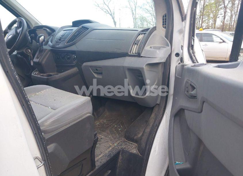 Photo 5 of 2019 Ford Transit-150 (VIN 1FTYE2CM3KKB32479)