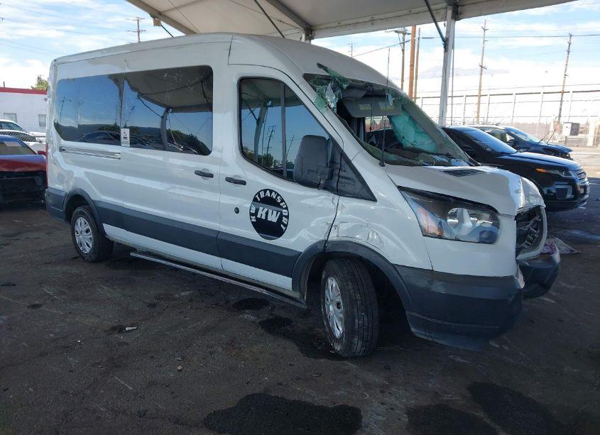 2019 Ford Transit-150 (VIN 1FTYE2CM4KKA21102) main photo