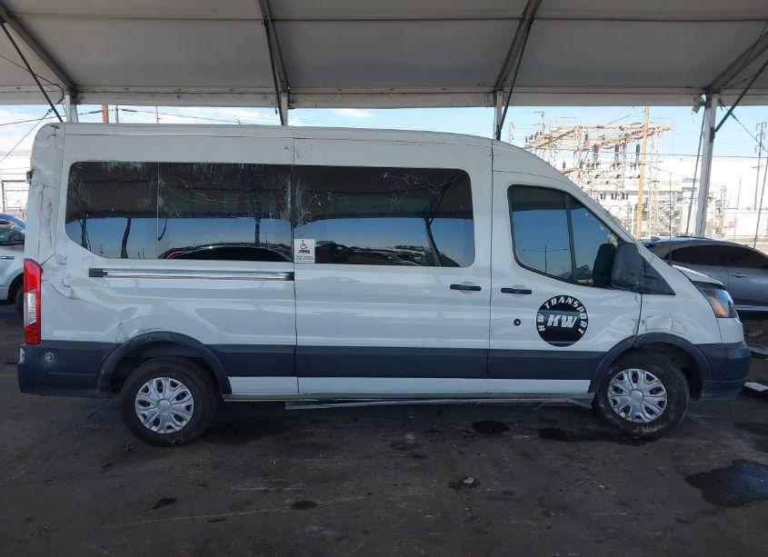 Photo 14 of 2019 Ford Transit-150 (VIN 1FTYE2CM4KKA21102)