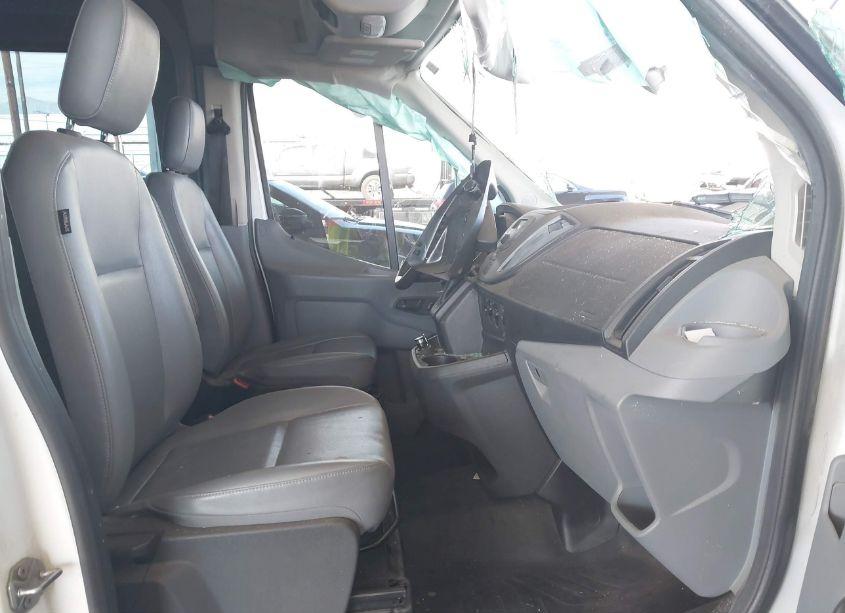 Photo 5 of 2019 Ford Transit-150 (VIN 1FTYE2CM4KKA21102)