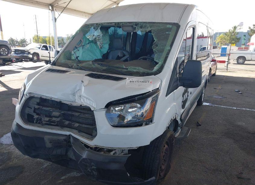 Photo 6 of 2019 Ford Transit-150 (VIN 1FTYE2CM4KKA21102)