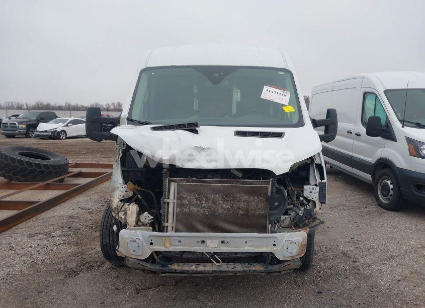Photo 13 of 2019 Ford Transit-150 (VIN 1FTYE2CM4KKA49336)