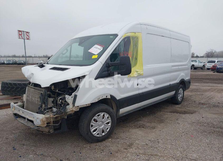 Photo 2 of 2019 Ford Transit-150 (VIN 1FTYE2CM4KKA49336)