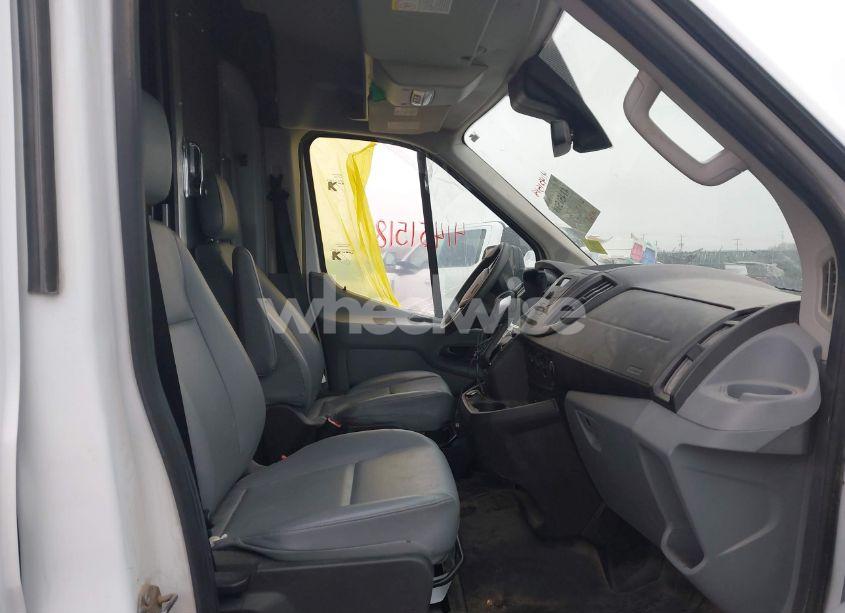 Photo 5 of 2019 Ford Transit-150 (VIN 1FTYE2CM4KKA49336)