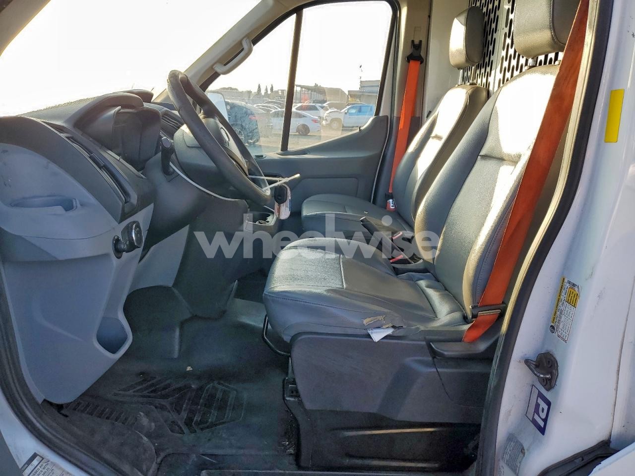Photo 7 of 2019 FORD TRANSIT T-150 (VIN 1FTYE2CM7KKB69437)