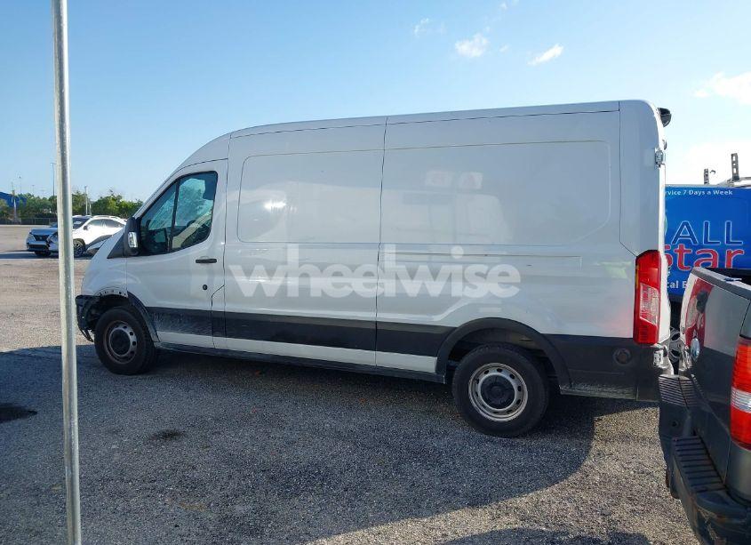 Photo 14 of 2019 Ford Transit-150 (VIN 1FTYE2CM7KKB76498)