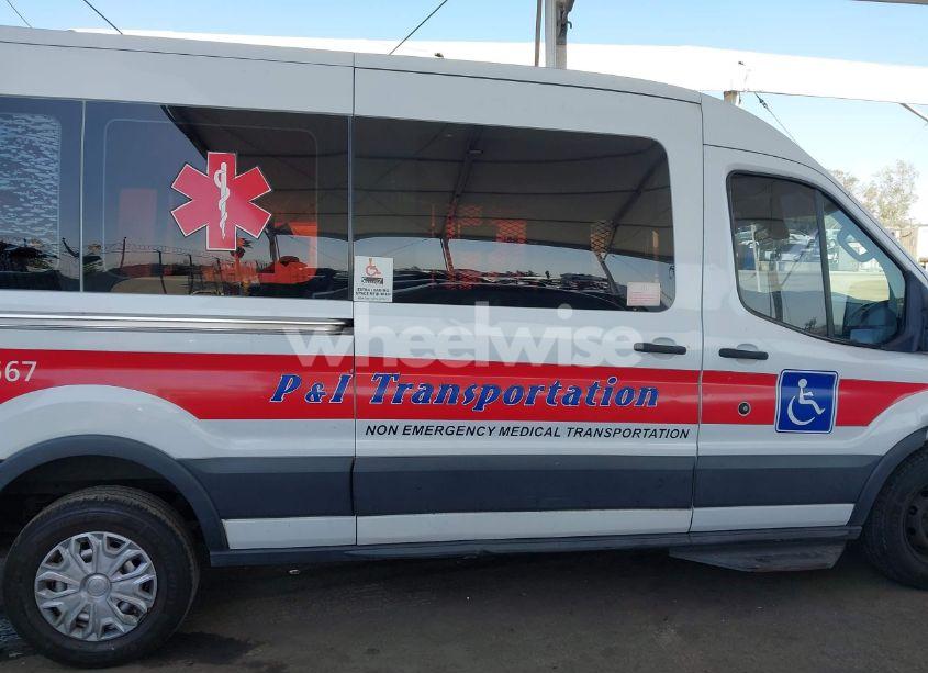 Photo 13 of 2018 Ford Transit-150 (VIN 1FTYE2CMXJKA26321)