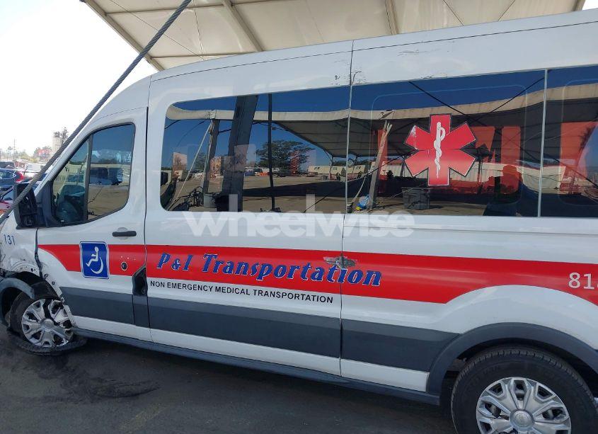 Photo 14 of 2018 Ford Transit-150 (VIN 1FTYE2CMXJKA26321)