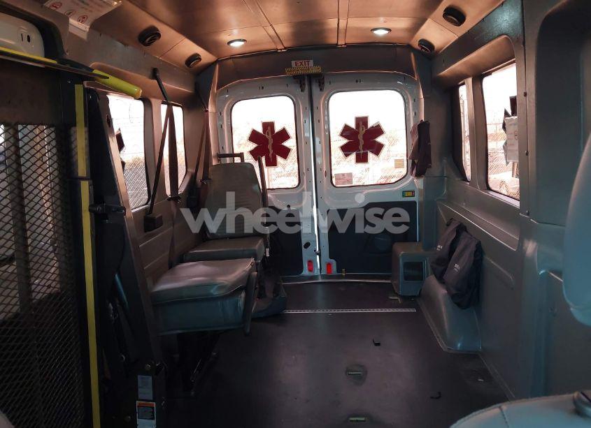 Photo 8 of 2018 Ford Transit-150 (VIN 1FTYE2CMXJKA26321)