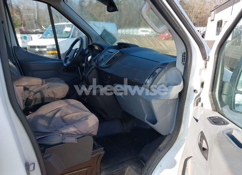 Photo 5 of 2019 Ford Transit-150 (VIN 1FTYE2CMXKKA84706)