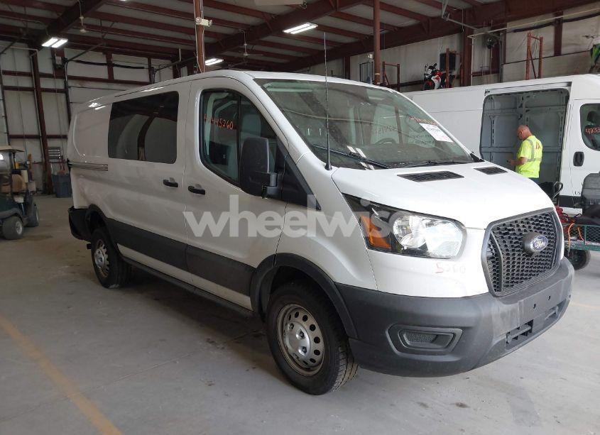 2024 Ford Transit-150 (VIN 1FTYE2Y89RKB18494) main photo