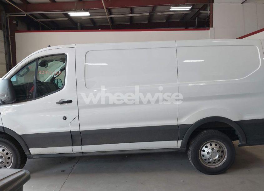 Photo 14 of 2024 Ford Transit-150 (VIN 1FTYE2Y89RKB18494)