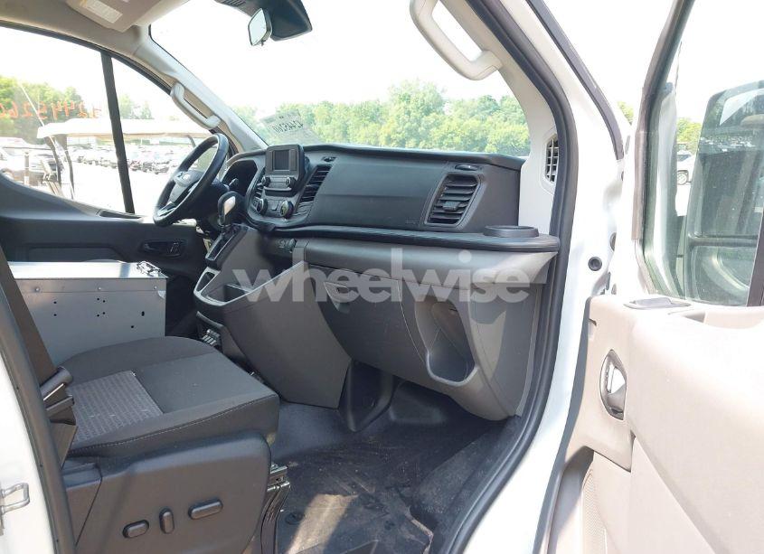 Photo 5 of 2024 Ford Transit-150 (VIN 1FTYE2Y89RKB18494)
