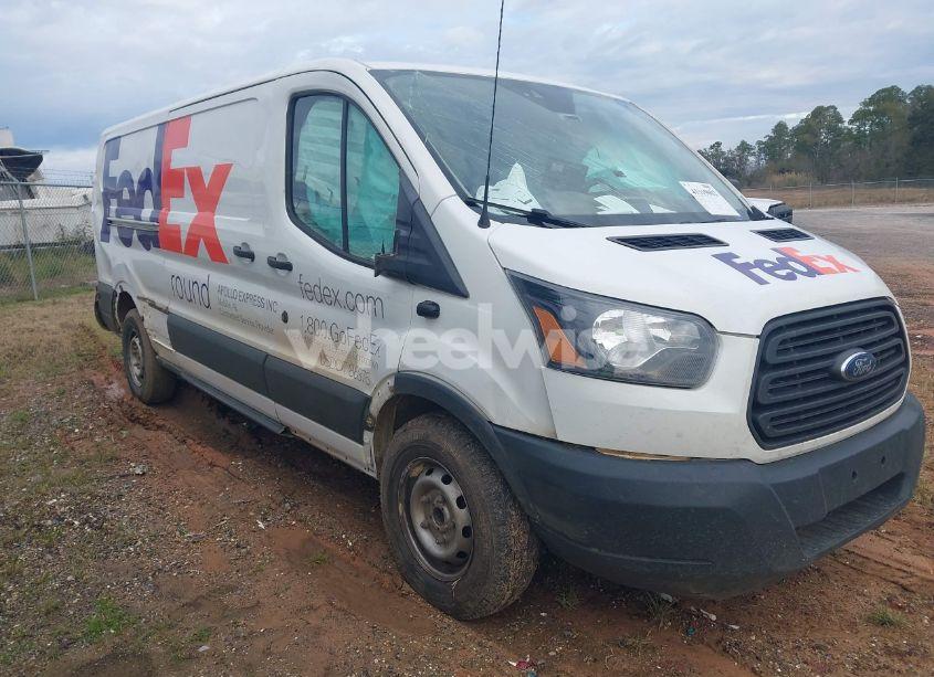 2018 Ford Transit-150 (VIN 1FTYE2YM3JKA96638) main photo