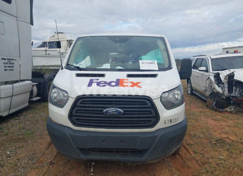 Photo 12 of 2018 Ford Transit-150 (VIN 1FTYE2YM3JKA96638)