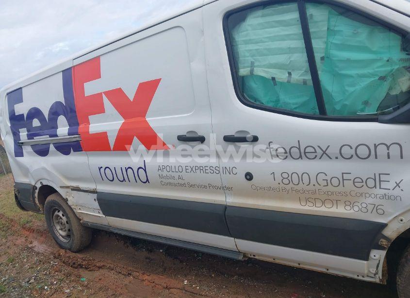 Photo 13 of 2018 Ford Transit-150 (VIN 1FTYE2YM3JKA96638)