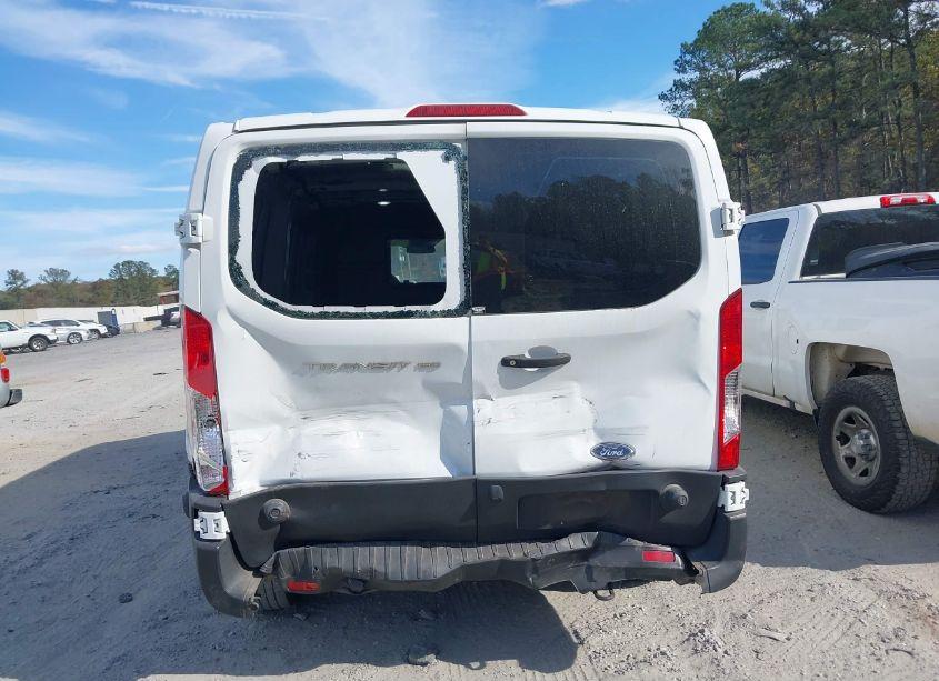 Photo 16 of 2019 Ford Transit-150 (VIN 1FTYE2YM4KKB75494)