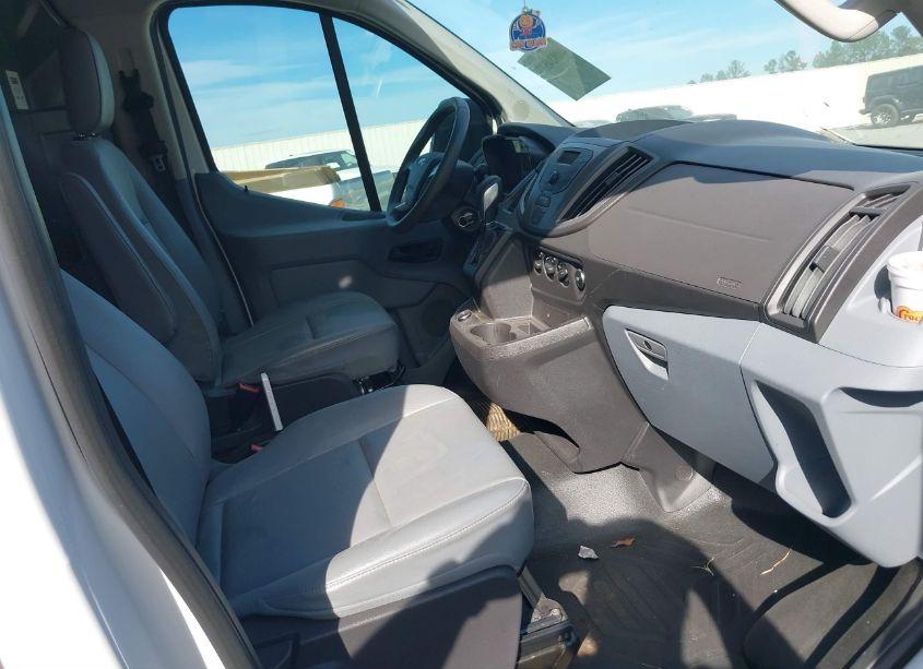 Photo 5 of 2019 Ford Transit-150 (VIN 1FTYE2YM4KKB75494)