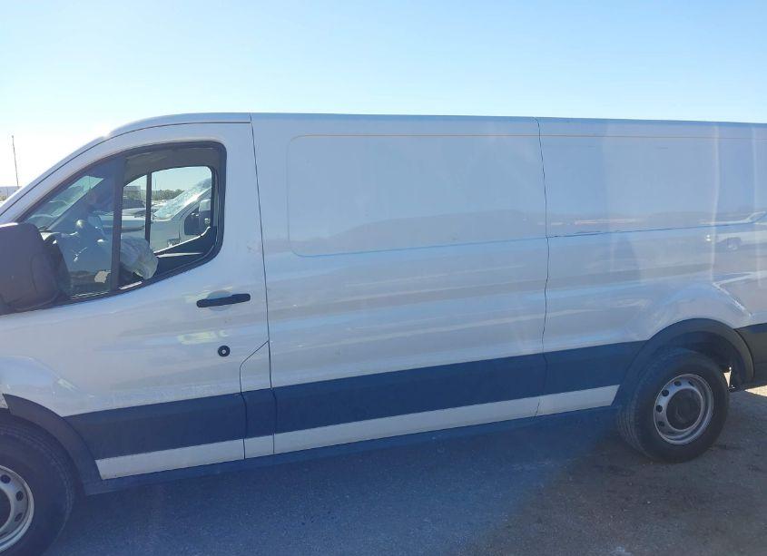 Photo 14 of 2019 Ford Transit-150 (VIN 1FTYE9ZM3KKB17318)